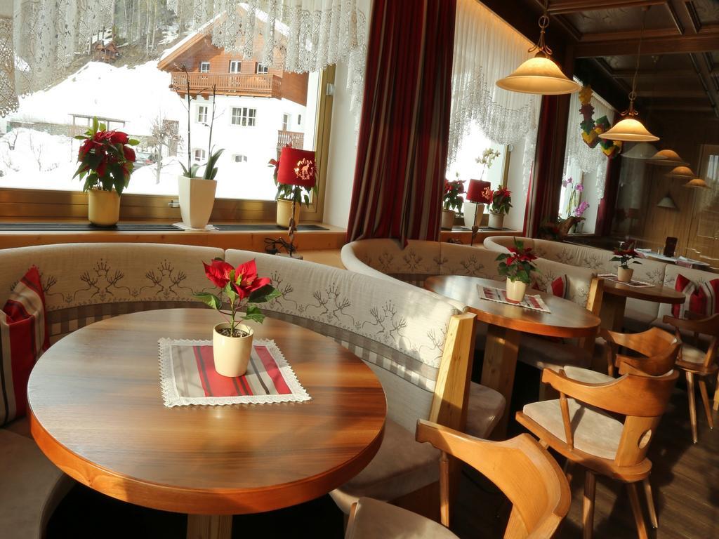 克里斯安奈霍夫酒店 Santa Cristina Val Gardena 外观 照片