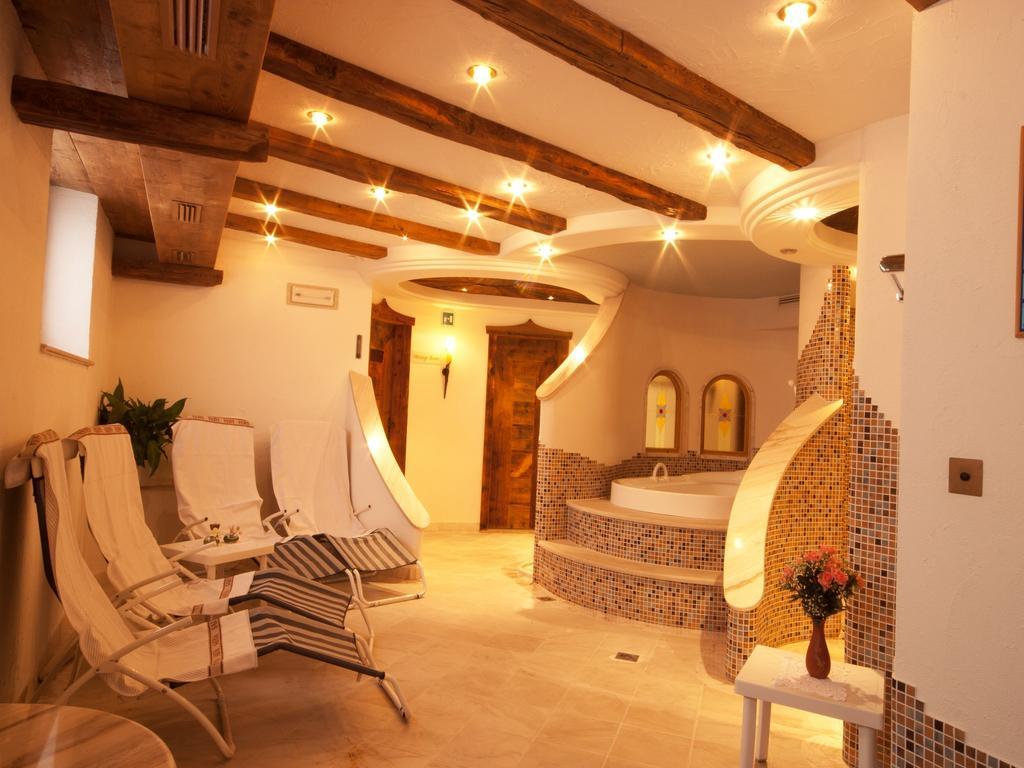 克里斯安奈霍夫酒店 Santa Cristina Val Gardena 外观 照片