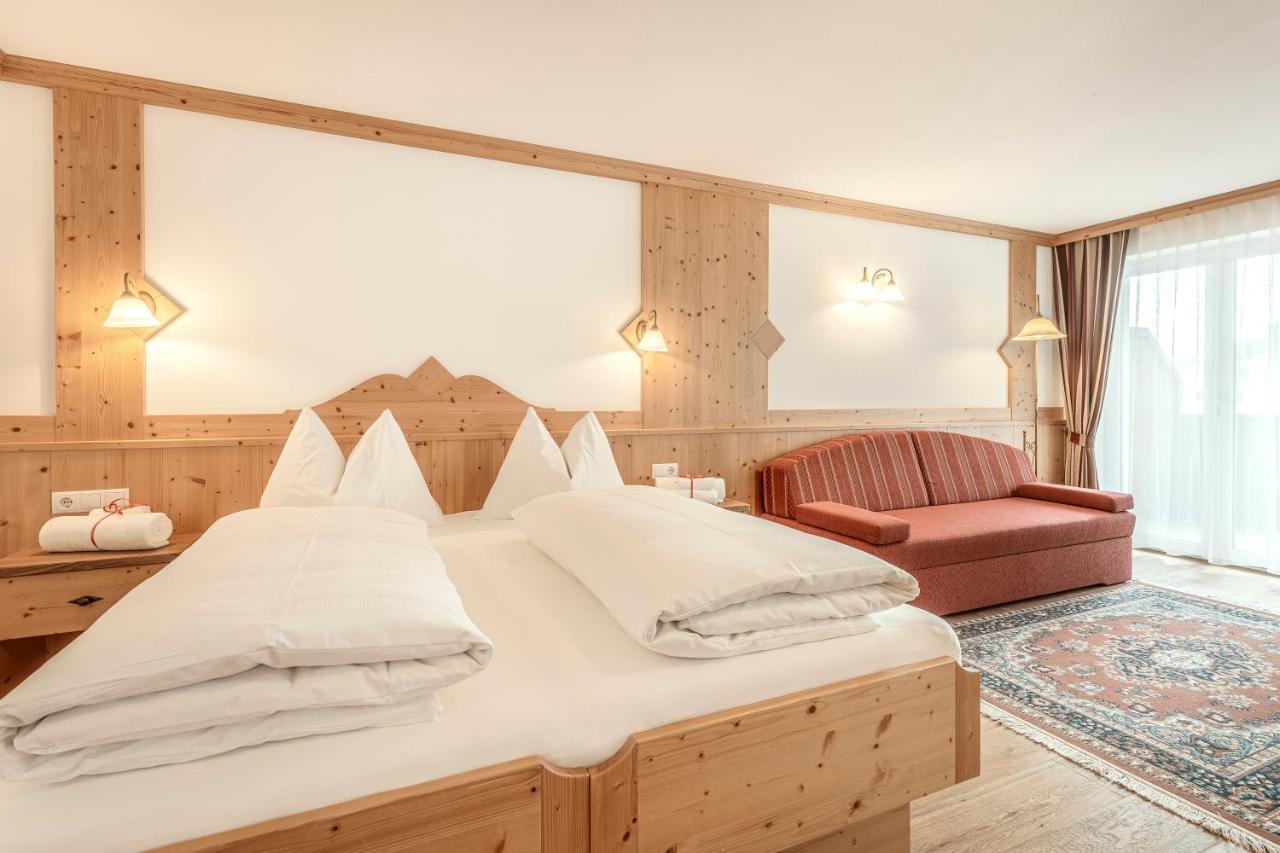 克里斯安奈霍夫酒店 Santa Cristina Val Gardena 外观 照片