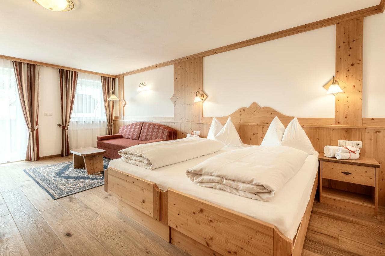克里斯安奈霍夫酒店 Santa Cristina Val Gardena 外观 照片