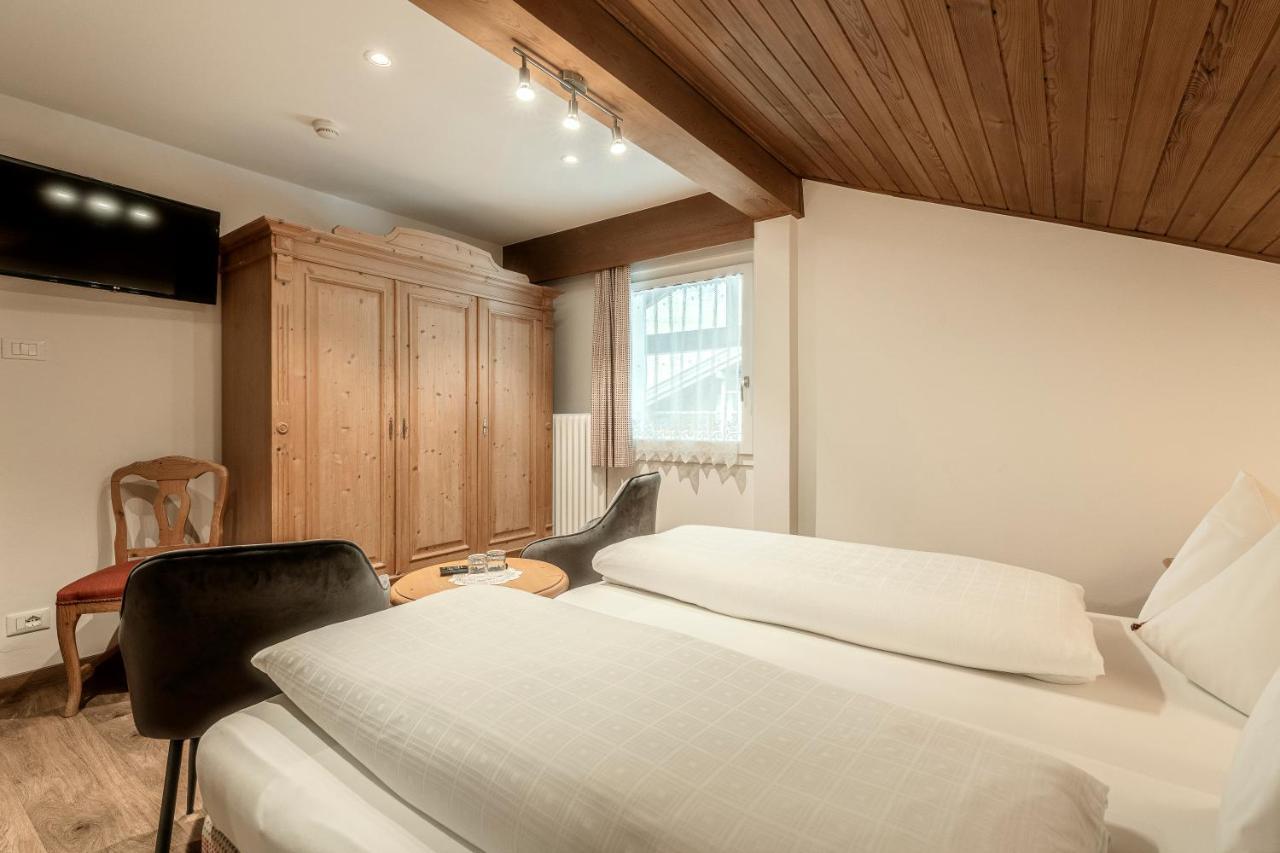 克里斯安奈霍夫酒店 Santa Cristina Val Gardena 外观 照片