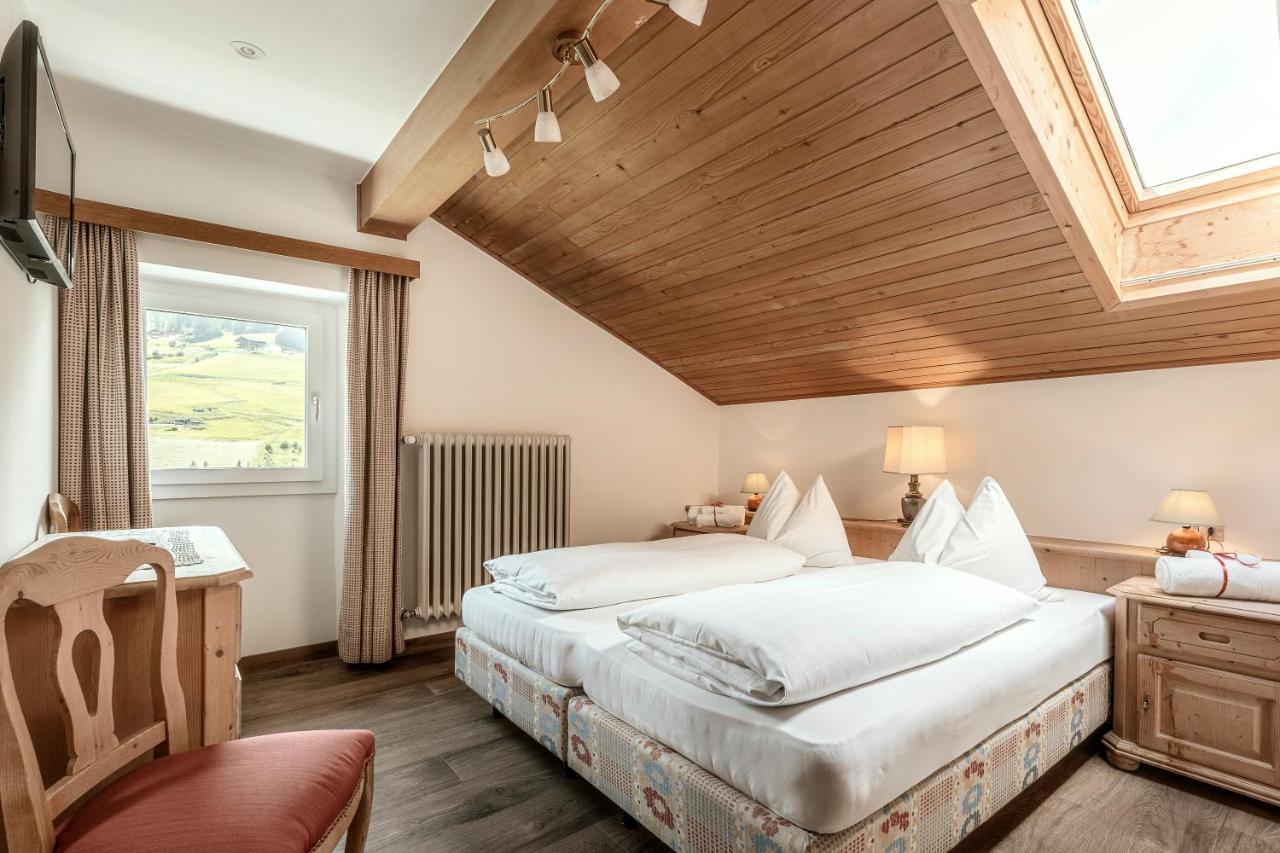 克里斯安奈霍夫酒店 Santa Cristina Val Gardena 外观 照片