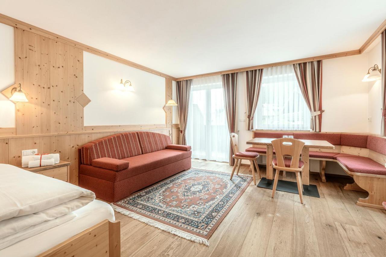 克里斯安奈霍夫酒店 Santa Cristina Val Gardena 外观 照片