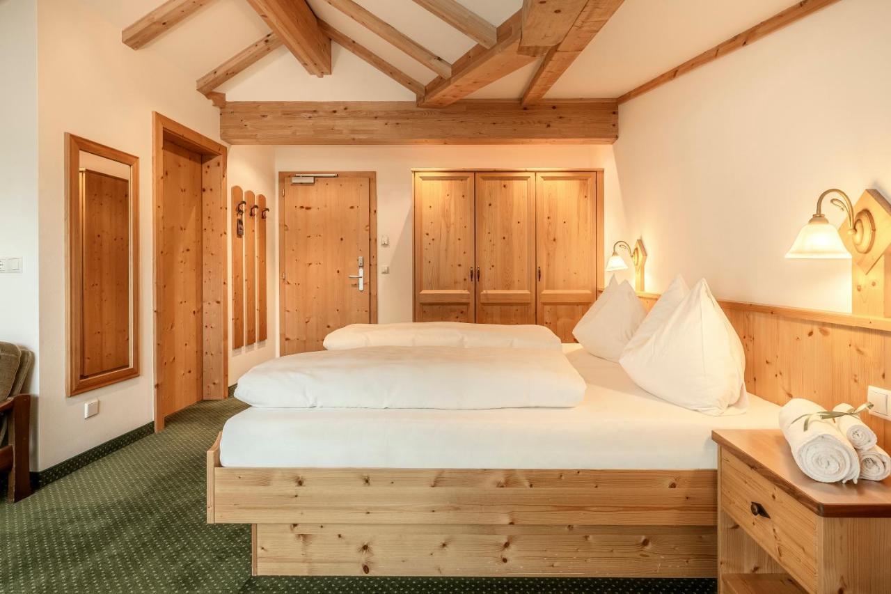 克里斯安奈霍夫酒店 Santa Cristina Val Gardena 外观 照片