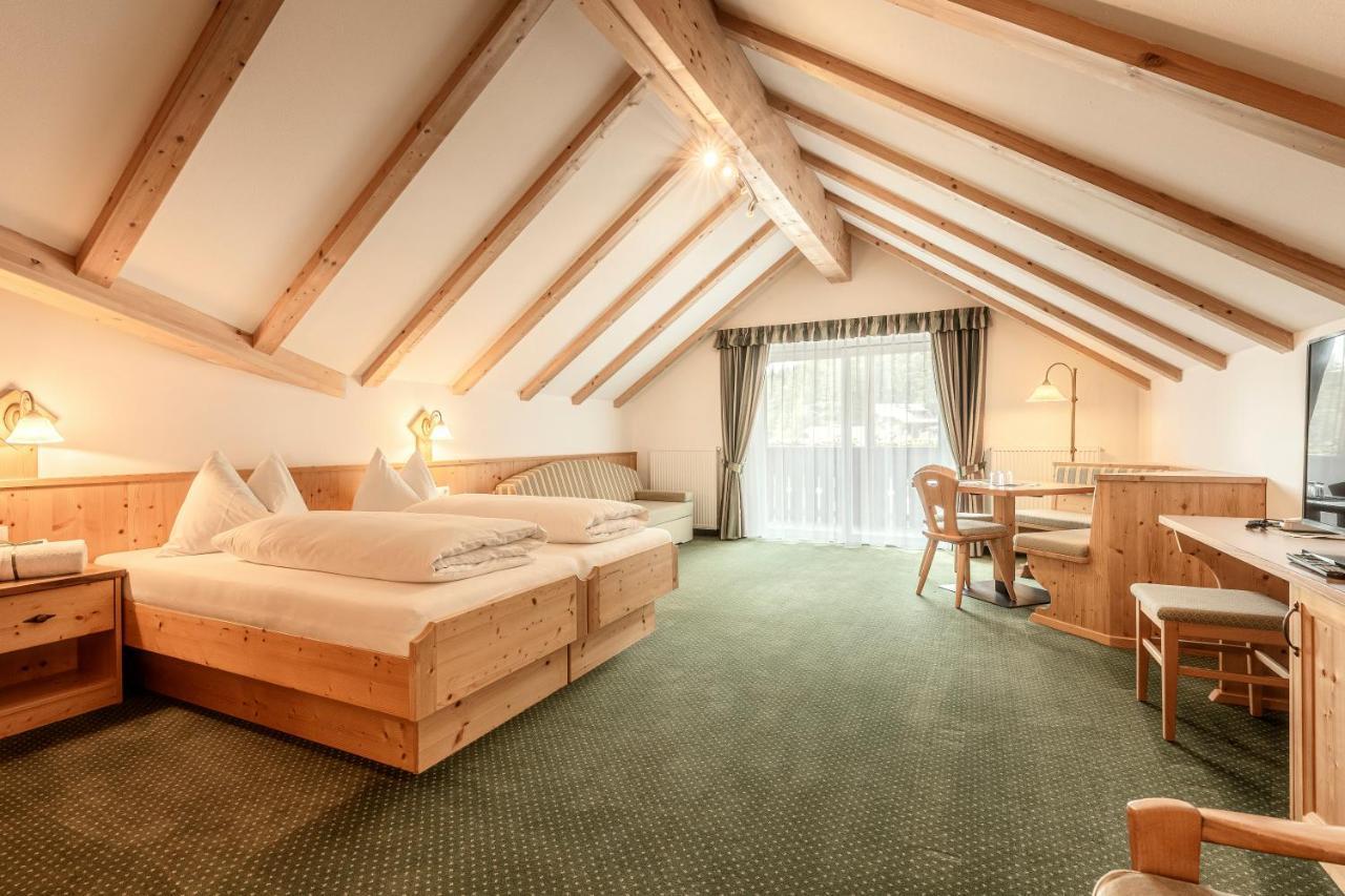 克里斯安奈霍夫酒店 Santa Cristina Val Gardena 外观 照片
